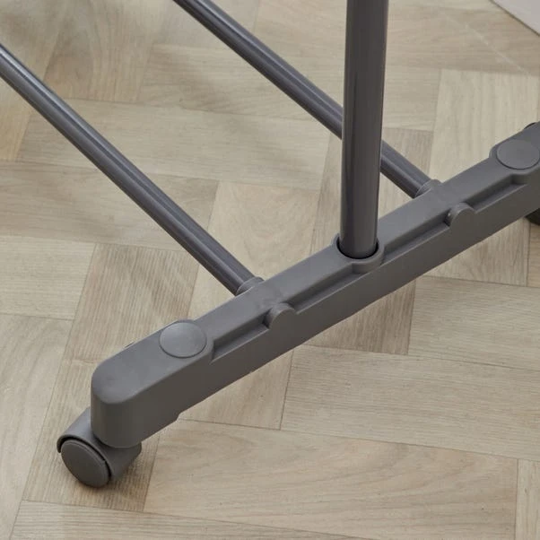 Silver Extendable Clothes Rail With Wheels 4 Silver Extendable Clothes Rail With Wheels - Image 2