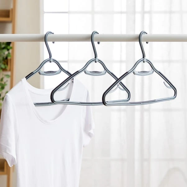 Pack Of 3 Soft Grip Grey Clothes Hangers 3 Pack Of 3 Soft Grip Grey Clothes Hangers