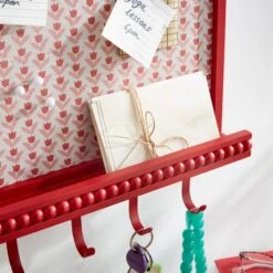 Tulips Wall Organiser 6 Tulips Wall Organiser -Dunelm 30895167 alt01