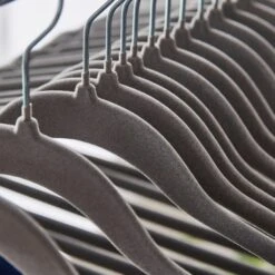 Set Of 25 Flocked Velvet Hangers 12 Set Of 25 Flocked Velvet Hangers -Dunelm 30920264 alt01