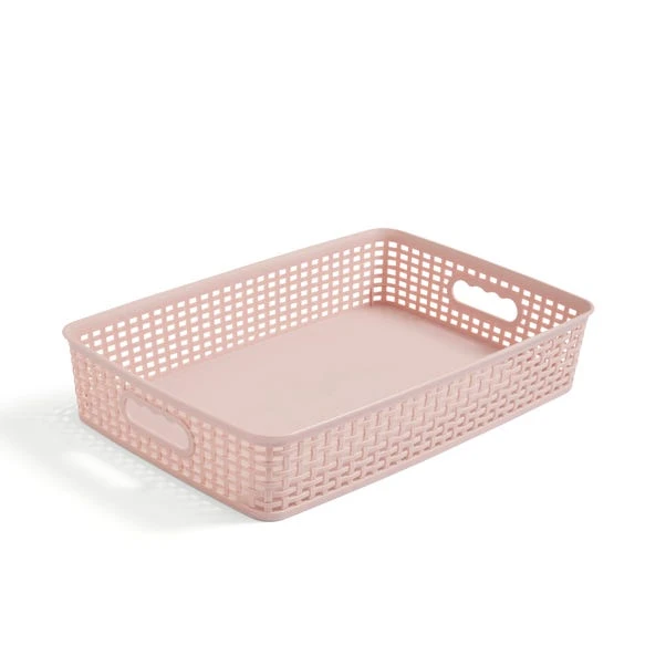 Checked Plastic Basket 5 Checked Plastic Basket - Image 3