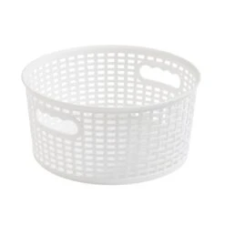 Checked Plastic 3L Round Basket 19 Checked Plastic 3L Round Basket -Dunelm 30933382 alt02