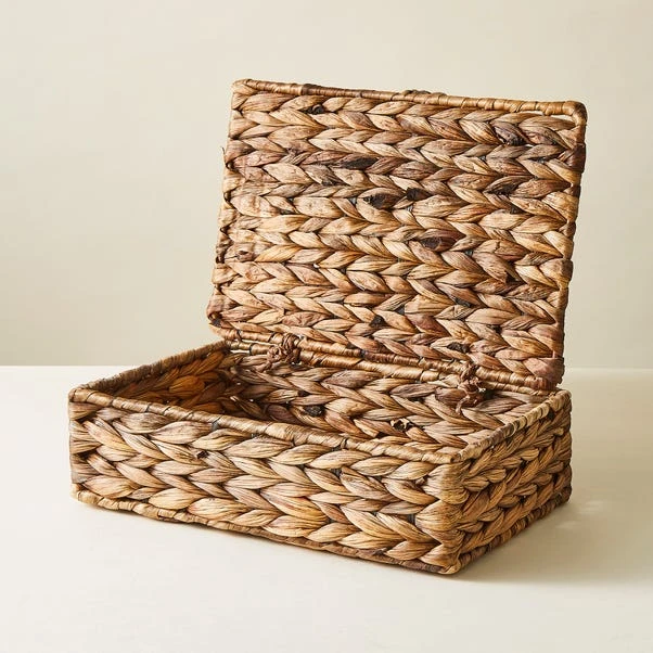 Set Of 3 Woven Water Hyacinth Stacking Boxes 5 Set Of 3 Woven Water Hyacinth Stacking Boxes - Image 3